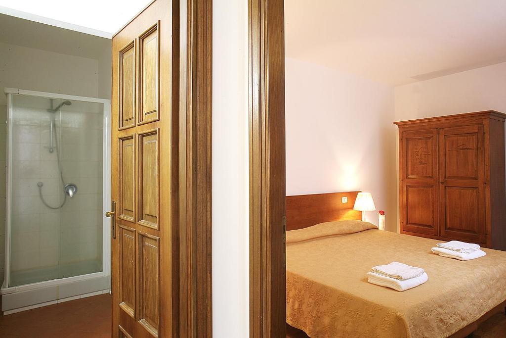 Residence Borgo San Sebastiano Берджеджі Номер фото