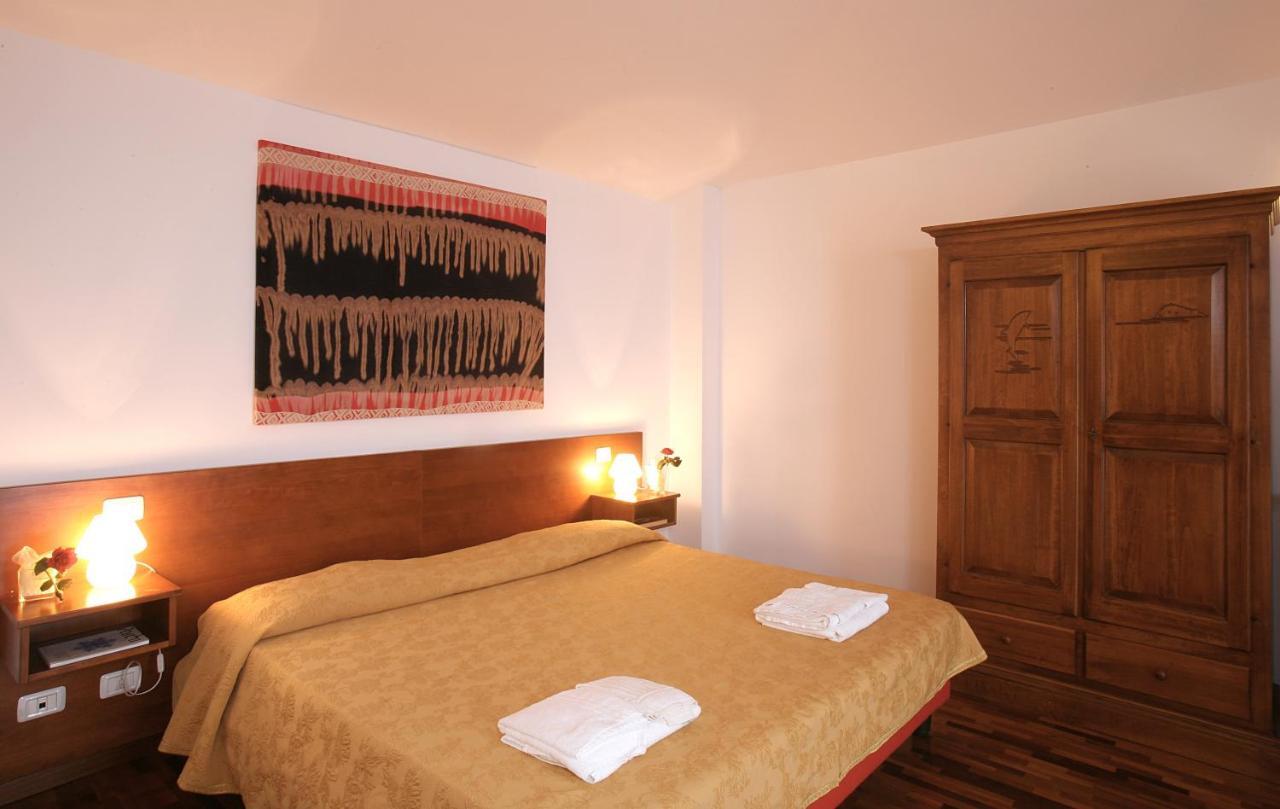 Residence Borgo San Sebastiano Берджеджі Номер фото