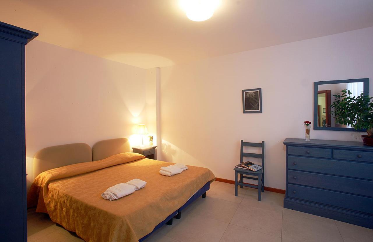 Residence Borgo San Sebastiano Берджеджі Номер фото
